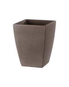 Vaso realizzato in polietilene adatto ad ambienti interni e esterni. Dimensioni esterne: 40x40x65cm. Si consiglia di pulire con una spugna bagnata con acqua e detergente liquido neutro.