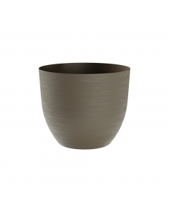 Vaso realizzato in plastica riciclata adatto ad ambienti interni e esterni. Dotato di serbatoio riserva d'acqua da 12lt Dimensioni: Ø58x h. 47cm. Si consiglia di pulire con una spugna bagnata con acqua e detergente liquido neutro.