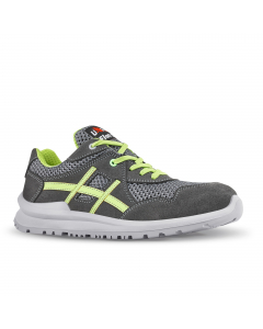 Scarpe antinfortunistiche basse, leggere e comode U-Power della linea Flat Out. Tomaia in morbida pelle scamosciata con inserti in MESH ultra-traspirante, puntale in alluminio, antiperforazione, antiscivolo e suola PU/PUTR GRIP. Dispositivo di protezione 