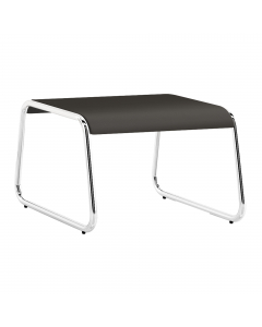 Tavolo basso portariviste struttura acciaio cromato e piano in mdf laccato colore nero. Alt.tot: 44cm; Prof.tot: 60cm; Largh.totale: 60cm.