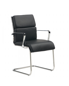 Seduta visitatore in acciaio cromato; Braccioli inclusi (non rimovibili). Rivestimento seduta in tessuto "PLUS - Eco Leather" idrorepellente, facile da pulire, senza flatati e flame retardant.  Alt.tot.: 89cm; Prof.tot.: 60cm; Alt.schienale: 41cm; Larg.sc