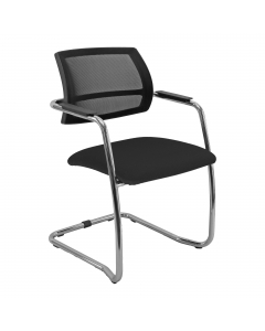 Seduta visitatore con slitta strutturale cromata - completa di braccioli. Rivestimento in tessuto "PLUS - Ignifugo standard" fibra modacrilica e reazione al fuoco classe 1. Alt.tot: 83cm; Prof.tot: 59cm; Alt.schienale: 34cm; Largh.schienale: 50cm; Largh. 