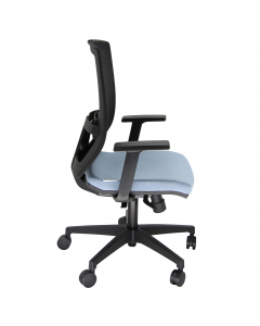 Seduta semidirezionale ergonomica girevole con elevazione a gas - meccanismo synchro con 4 blocchi anti shock - meccanismo a
contatto permanente - supporto lombare regolabile up down; Rivestimento seduta in tessuto "SUPER - King L" 100% TREVIRA reazione a