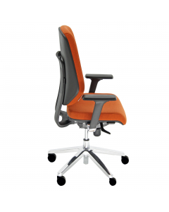 Seduta semidirezionale ergonomica girevole con elevazione a gas - meccanismo synchro con 4 blocchi anti shock - regolazione peso -
meccanismo a contatto permanente - schienale regolabile up down - supporto lombare regolabile; Rivestimento seduta in tessut