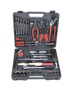 Valigetta utensili. Contenuto: 4 cacciaviti, 6 chiavi combinate, pinza universale, pinza fastonatrice, pinzaregolabile, 19 bussole esagonali, 2 bussole per candele, portabussole a T conprolunga, portainserti a T con adattatore, martello, cricchetto revers
